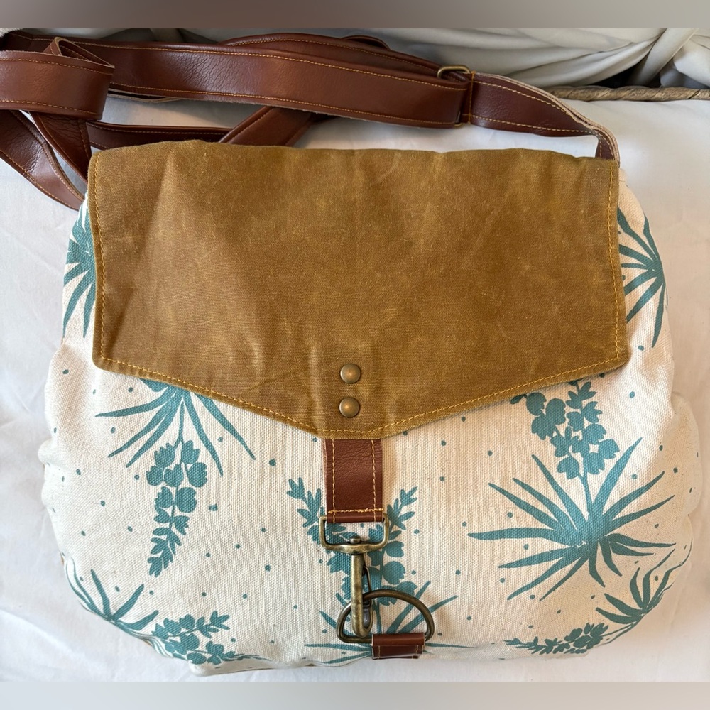 Rachel Elise Canvas Messenger Crossbody Bag Botanical Print Leather Strap Boho - Picture 6 of 8